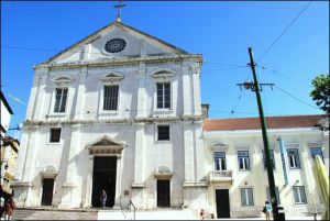 Igreja de Sao Roque - exterior.jpg
