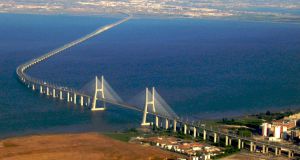 ponte-vasco-da-gama-portugal.jpg